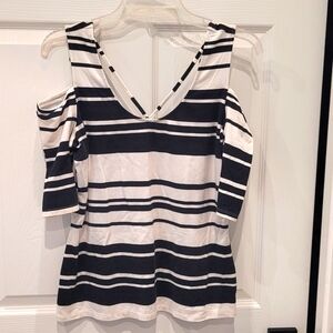 Off shoulder Guess stripped black & white top, sz M